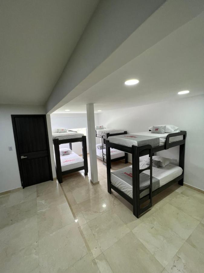 Wanderlust Hotel *